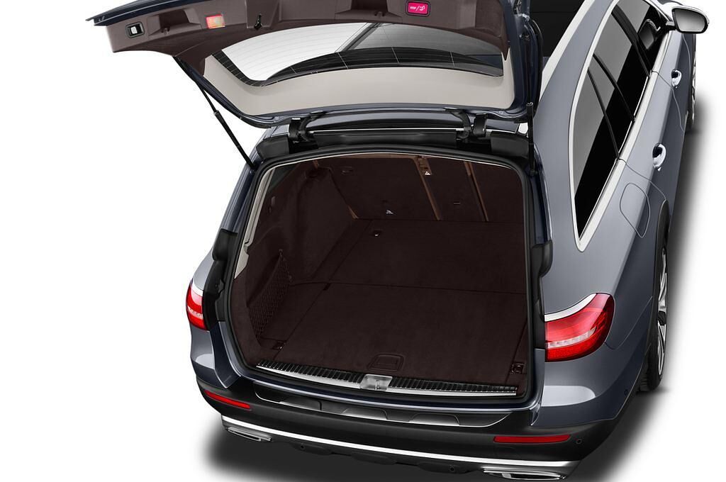Mercedes E Class (Baujahr 2017) All-Terrain 5 Türen Kofferraum