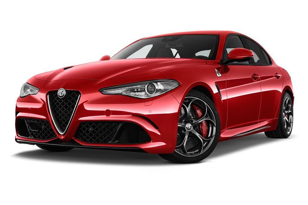 Alfa Romeo Giulia Quadrifoglio (Baujahr 2017) - 4 Türen seitlich vorne mit Felge