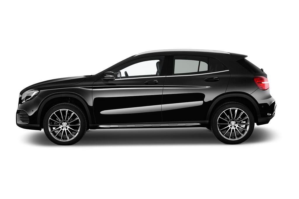 Mercedes GLA (Baujahr 2017) AMG Line 5 Türen Seitenansicht