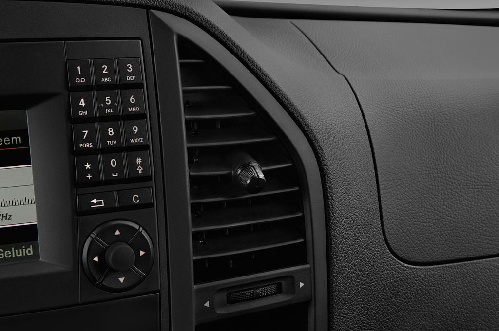 Mercedes Vito Tourer (Baujahr 2017) Pro 4 Türen Lüftung