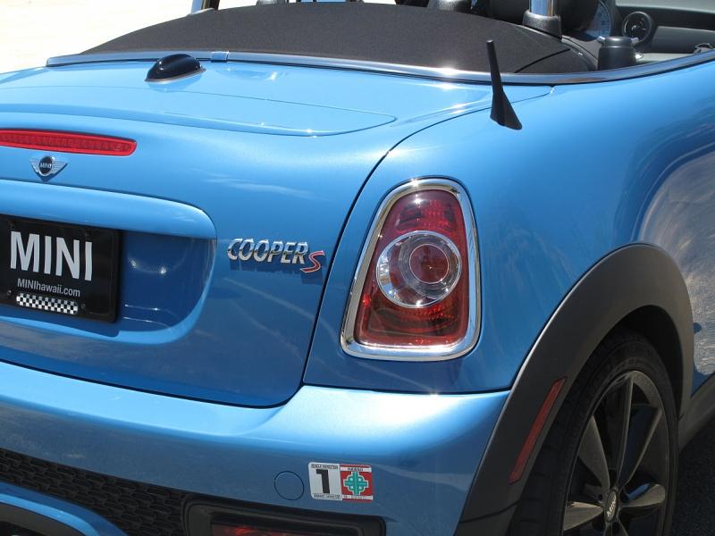 Mini Cooper S Roadster auf Hawaii
