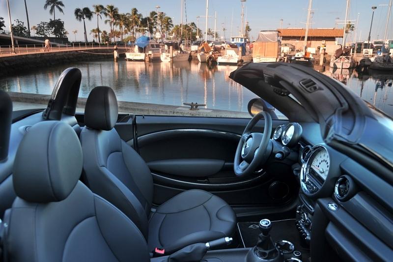 Mini Cooper S Roadster auf Hawaii