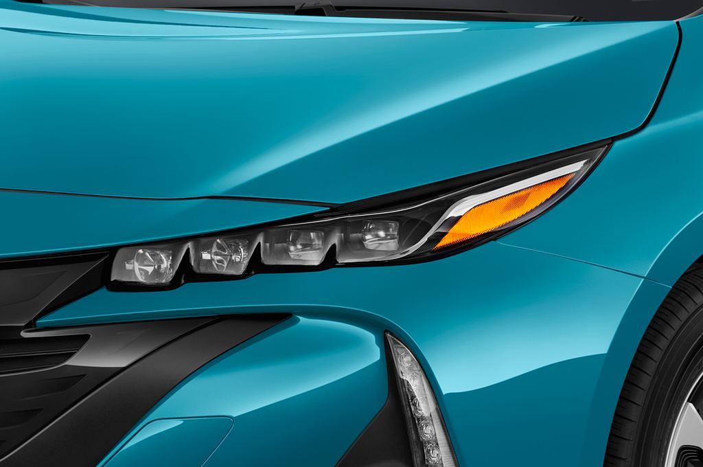Toyota Prius Plug-in Hybride (Baujahr 2017) Solar 5 Türen Scheinwerfer