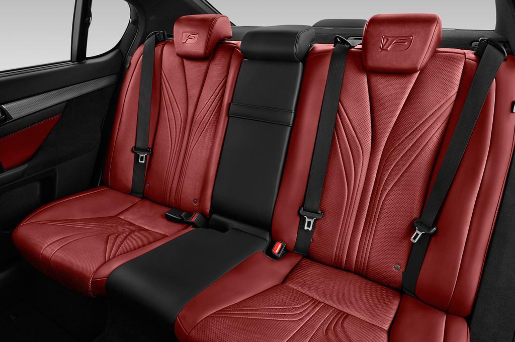Lexus GS (Baujahr 2017) F 4 Türen Rücksitze