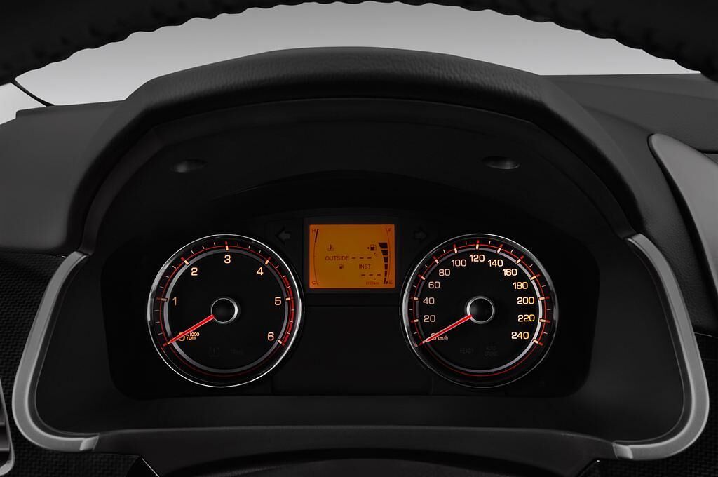 SsangYong Korando (Baujahr 2017) Quartz 5 Türen Tacho und Fahrerinstrumente