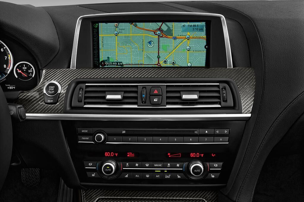 BMW M6 (Baujahr 2017) - 2 Türen Radio und Infotainmentsystem