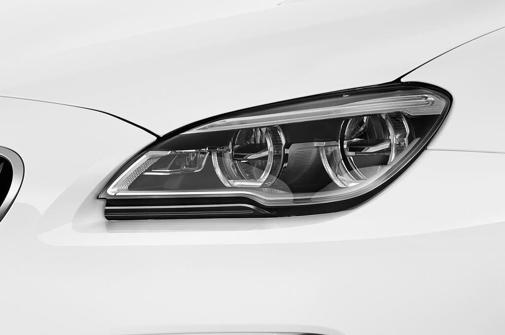 BMW M6 (Baujahr 2017) - 2 Türen Scheinwerfer