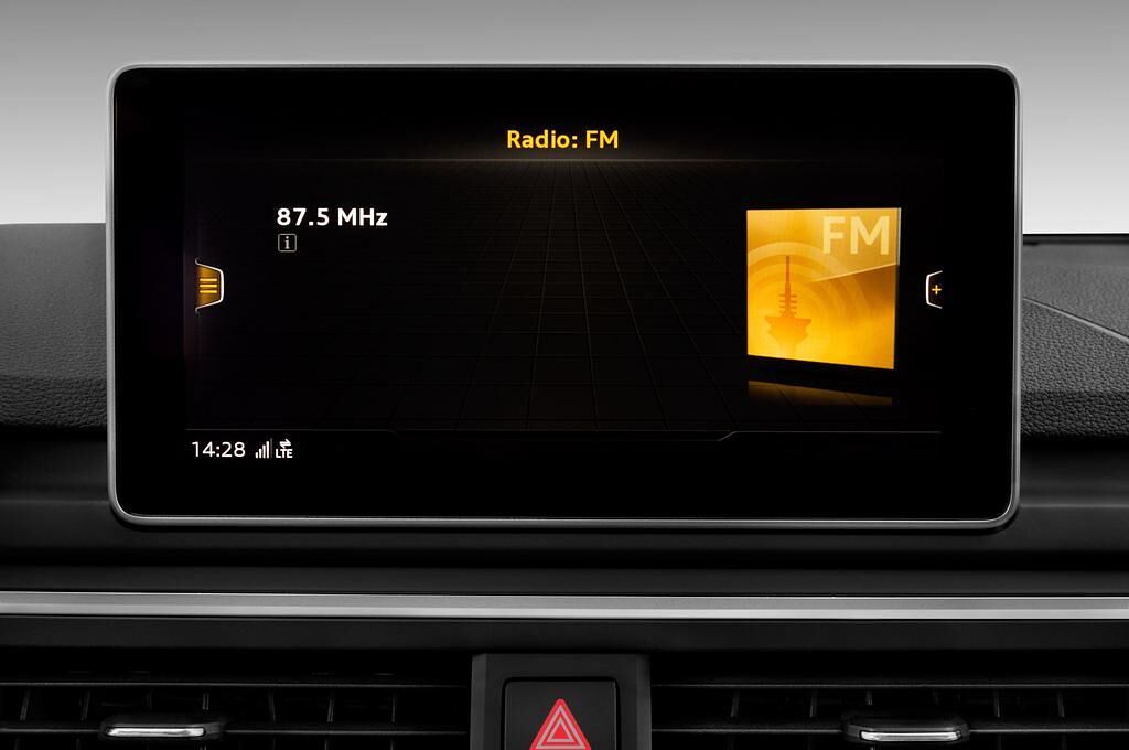 Audi A5 (Baujahr 2017) Sport 2 Türen Radio und Infotainmentsystem