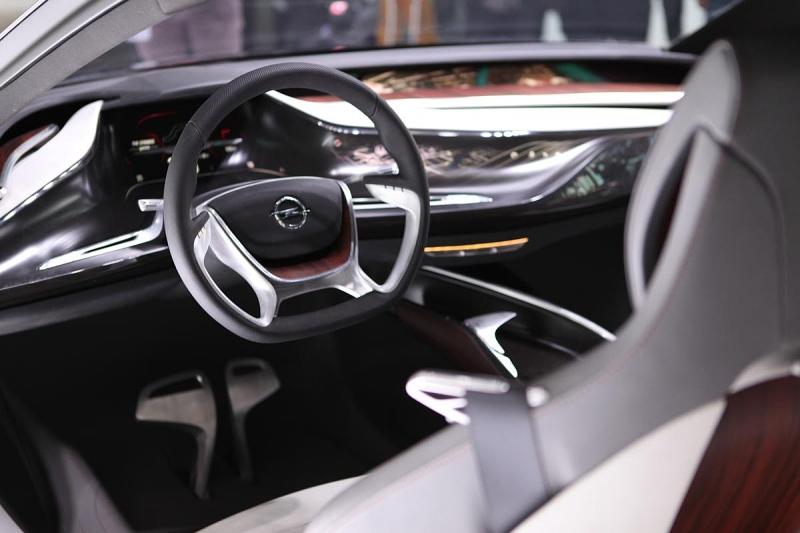 Opel Monza