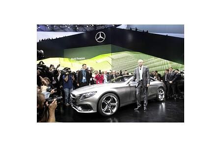 Zetsche und Ghosn: Zusammenarbeit von Daimler und Renault-Nissan kommt weltweit voran