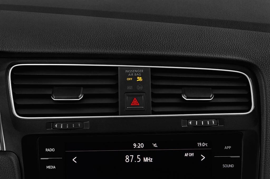 Volkswagen Golf (Baujahr 2017) Trendline 3 Türen Lüftung