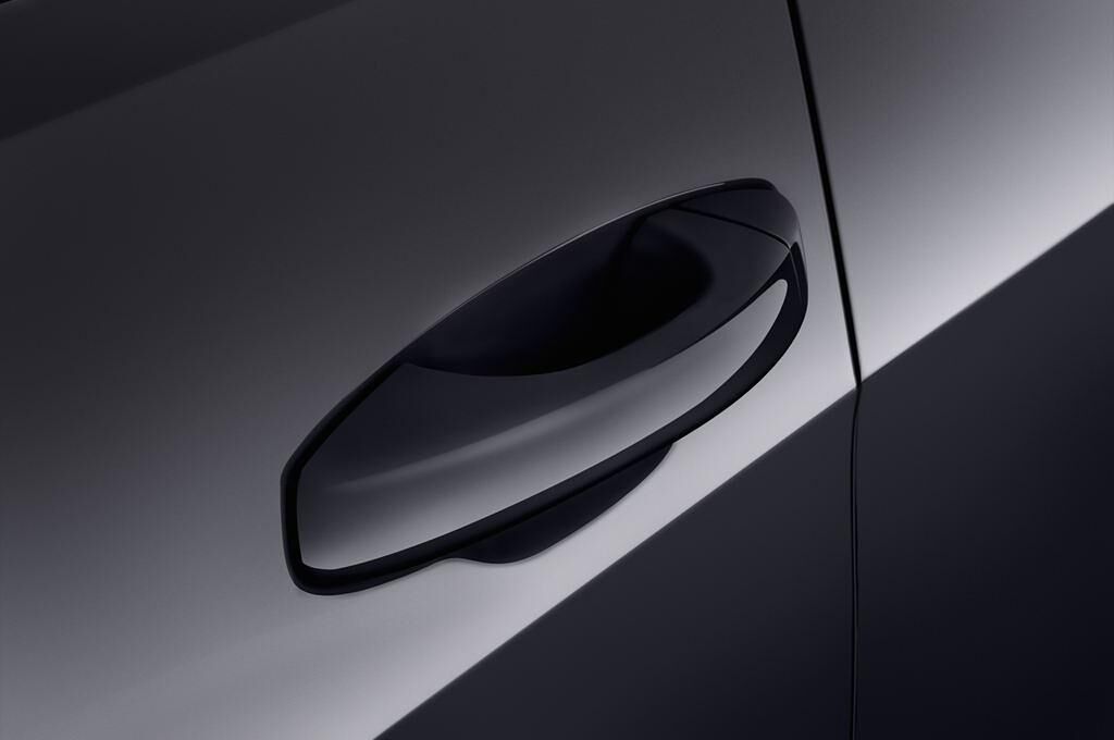 Volkswagen Golf (Baujahr 2017) Trendline 3 Türen Türgriff
