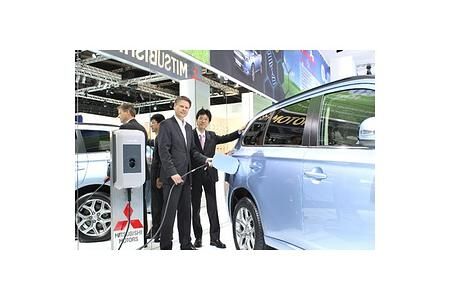 Effiziente Ladelösungen für die Mitsubishi-Modelle i-MiEV und Outlander PHEV