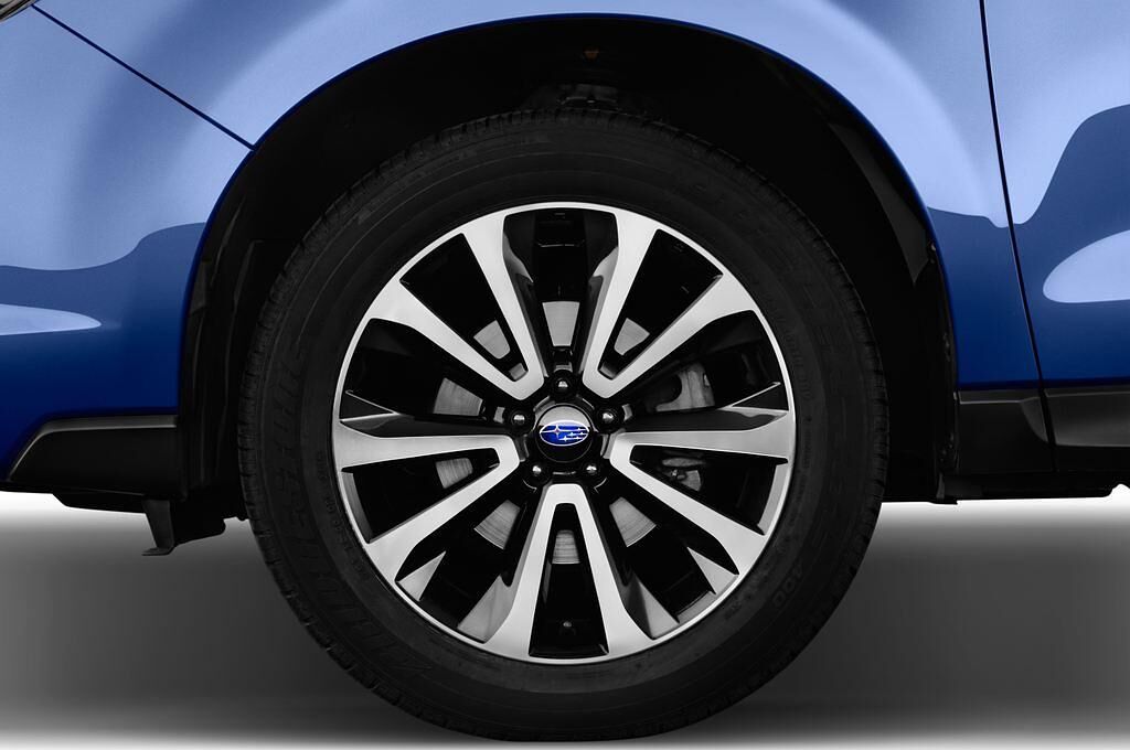 Subaru Forester (Baujahr 2017) Exclusive 5 Türen Reifen und Felge