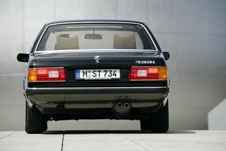BMW 733i der Baureihe E23 von 1977