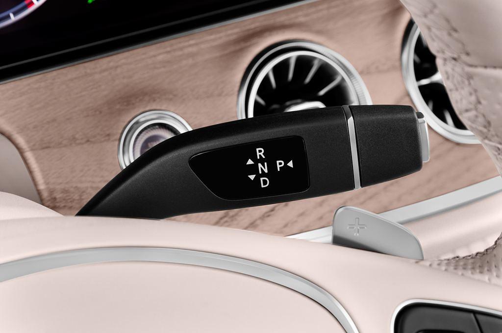 Mercedes E Class (Baujahr 2018) 25th Anniversary 2 Türen Schalthebel