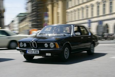 BMW 733i der Baureihe E23 von 1977