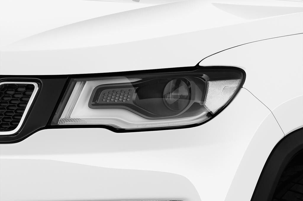 Jeep Compass (Baujahr 2017) Limited 5 Türen Scheinwerfer