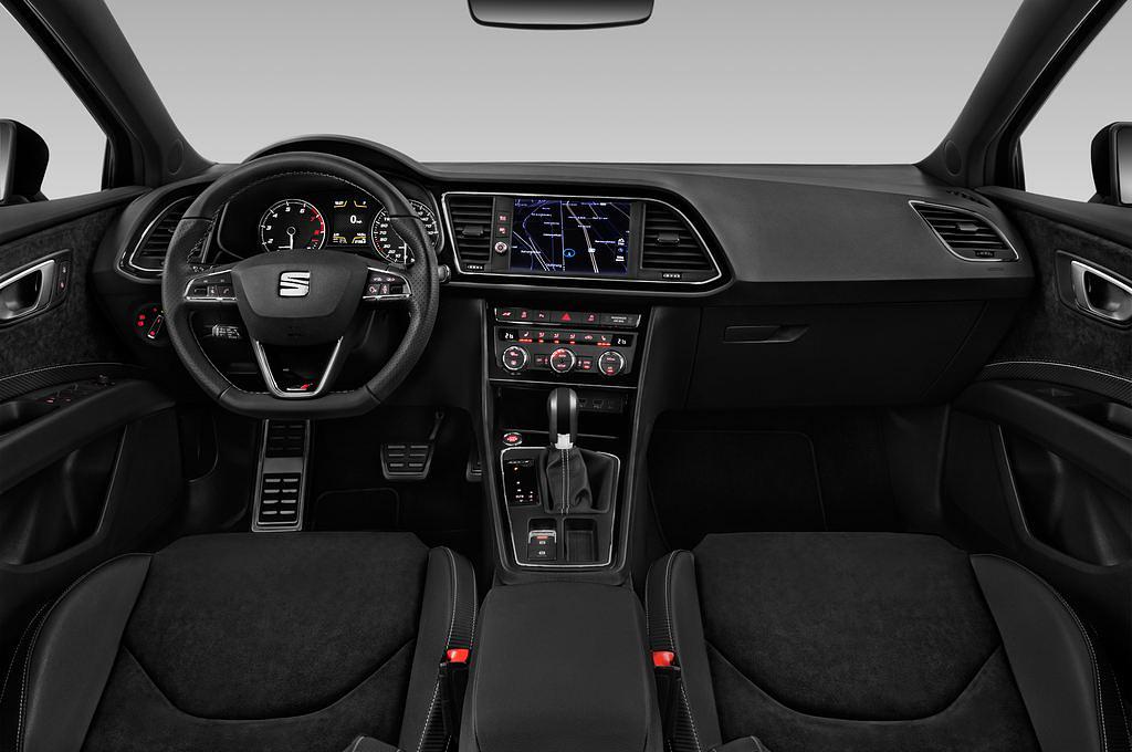 SEAT Leon ST Cupra (Baujahr 2017) - 5 Türen Cockpit und Innenraum