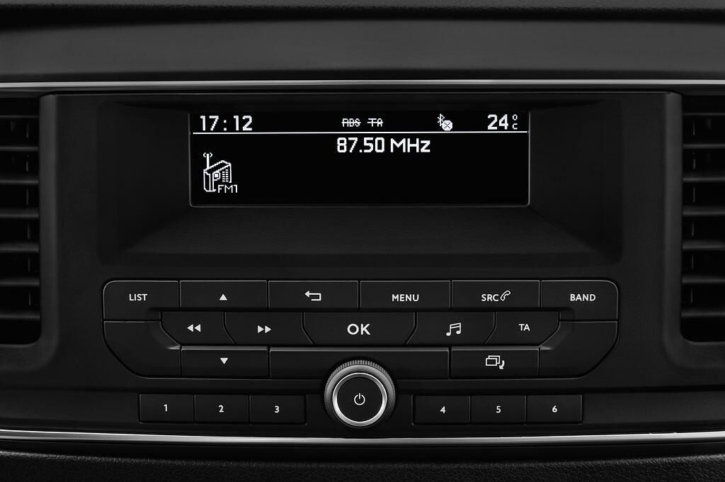 Citroen Space Tourer (Baujahr 2018) Business 4 Türen Radio und Infotainmentsystem