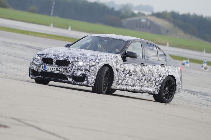 Der BMW M3/M4 hängt gut am Gas