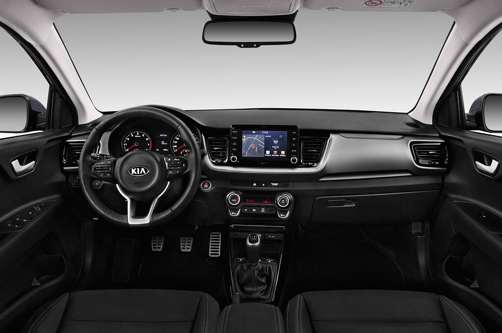 KIA Stonic (Baujahr 2018) Platinum Edition 5 Türen Cockpit und Innenraum