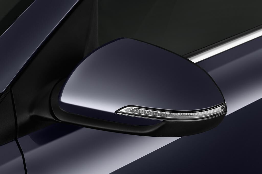 KIA Stonic (Baujahr 2018) Platinum Edition 5 Türen Außenspiegel