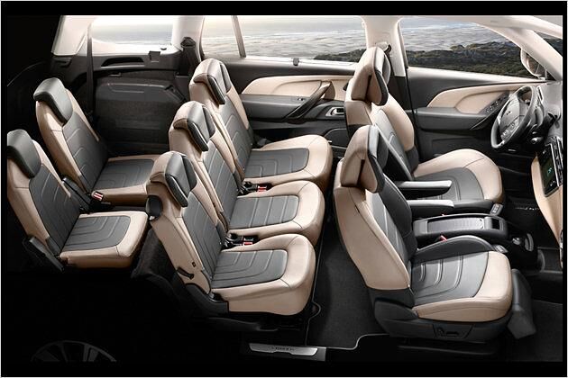 Der Grand C4 Picasso hat maximal Platz für sieben Insassen. Serie sind aber fünf Sitze