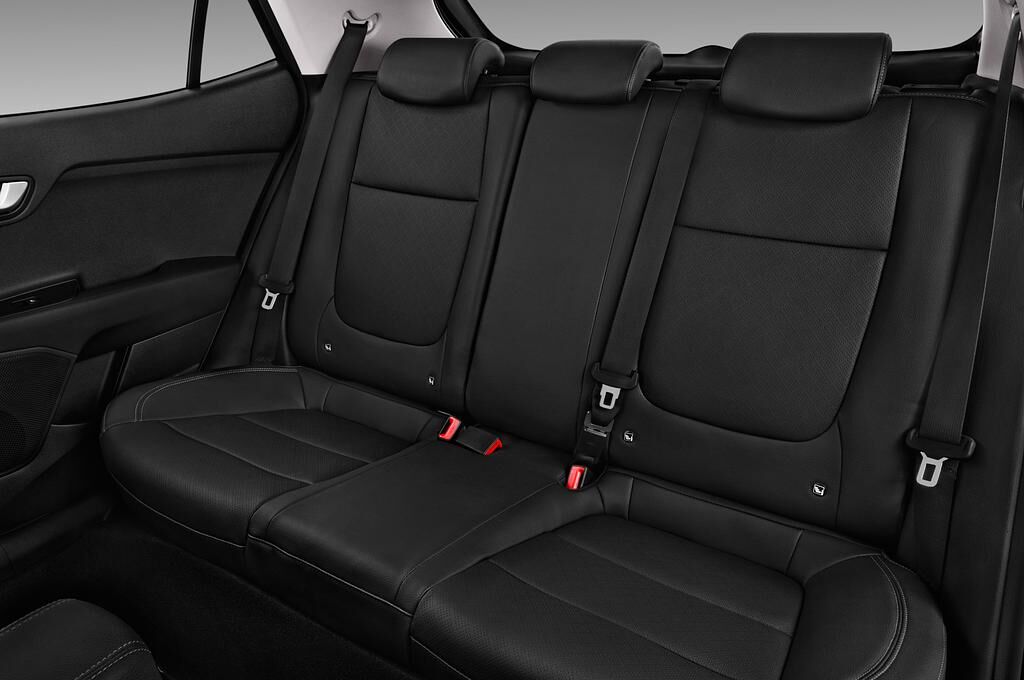 KIA Stonic (Baujahr 2018) Platinum Edition 5 Türen Rücksitze
