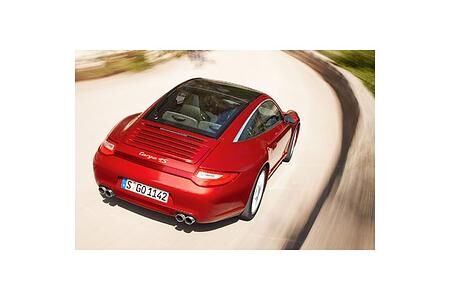 Porsche Targa: Dach versenkt sich auf Knopfdruck