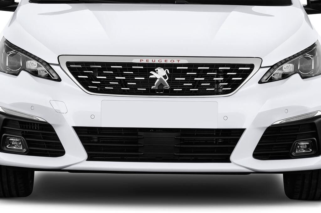 Peugeot 308 5-Turer (Baujahr 2018) GT Line 5 Türen Kühlergrill und Scheinwerfer