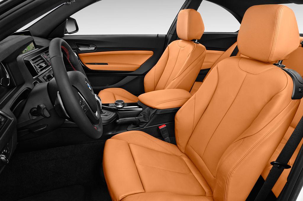 BMW 2 Series (Baujahr 2018) Sport Line 2 Türen Vordersitze