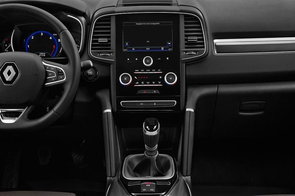 Renault Koleos (Baujahr 2018) Life 5 Türen Mittelkonsole