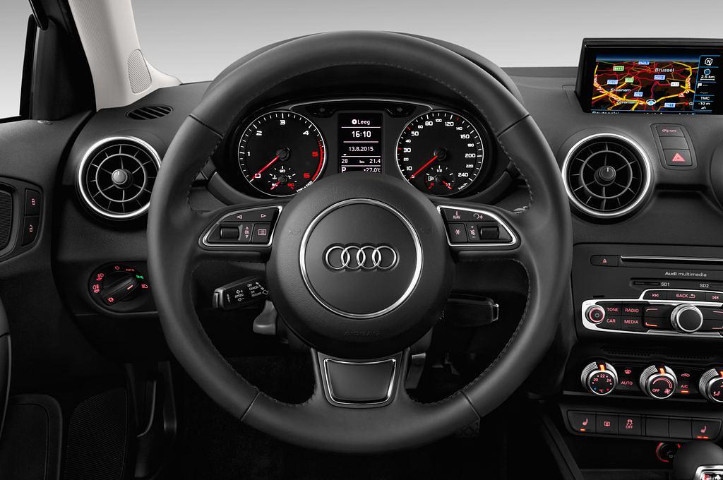 Audi A1 Sportback (Baujahr 2016) - 5 Türen Lenkrad