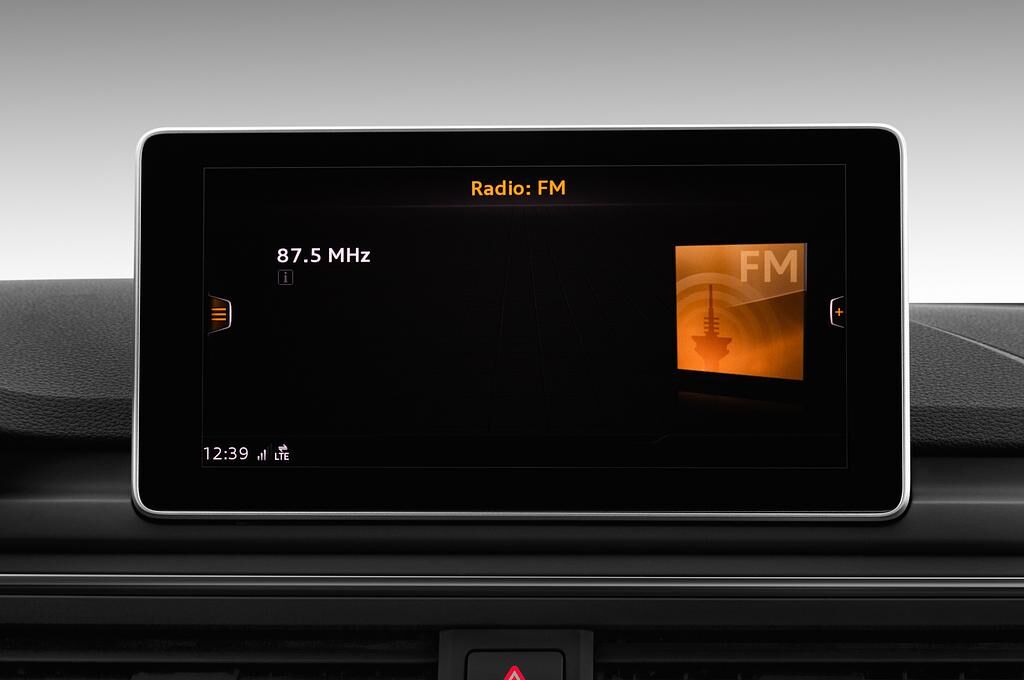 Audi RS5 (Baujahr 2018) - 2 Türen Radio und Infotainmentsystem