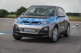 BMW i3 - Raumschiff Surprise