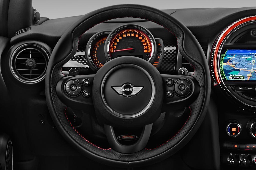 MINI MINI (Baujahr 2018) John Cooper Works 3 Türen Lenkrad
