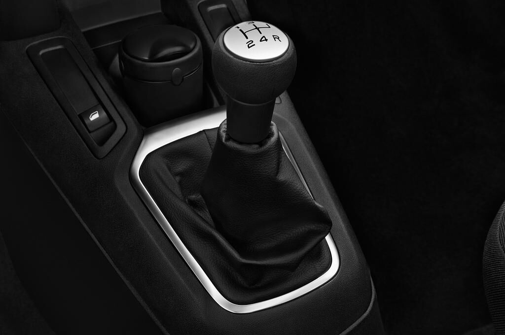 Citroen C-Elysee (Baujahr 2018) Selection 4 Türen Schalthebel