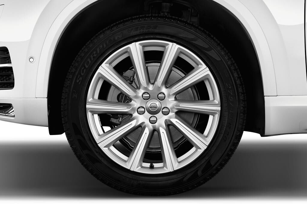 Volvo XC90 (Baujahr 2018) Inscription 5 Türen Reifen und Felge