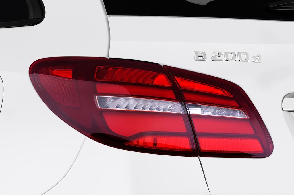 Mercedes B Class Sports Tourer (Baujahr 2018) - 5 Türen Rücklicht