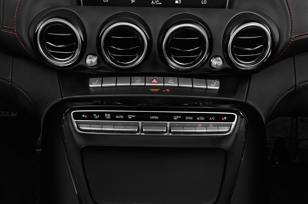 Mercedes AMG GT (Baujahr 2018) - 2 Türen Temperatur und Klimaanlage