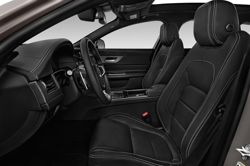Jaguar XF Sportbrake (Baujahr 2018) R-Sport 5 Türen Vordersitze