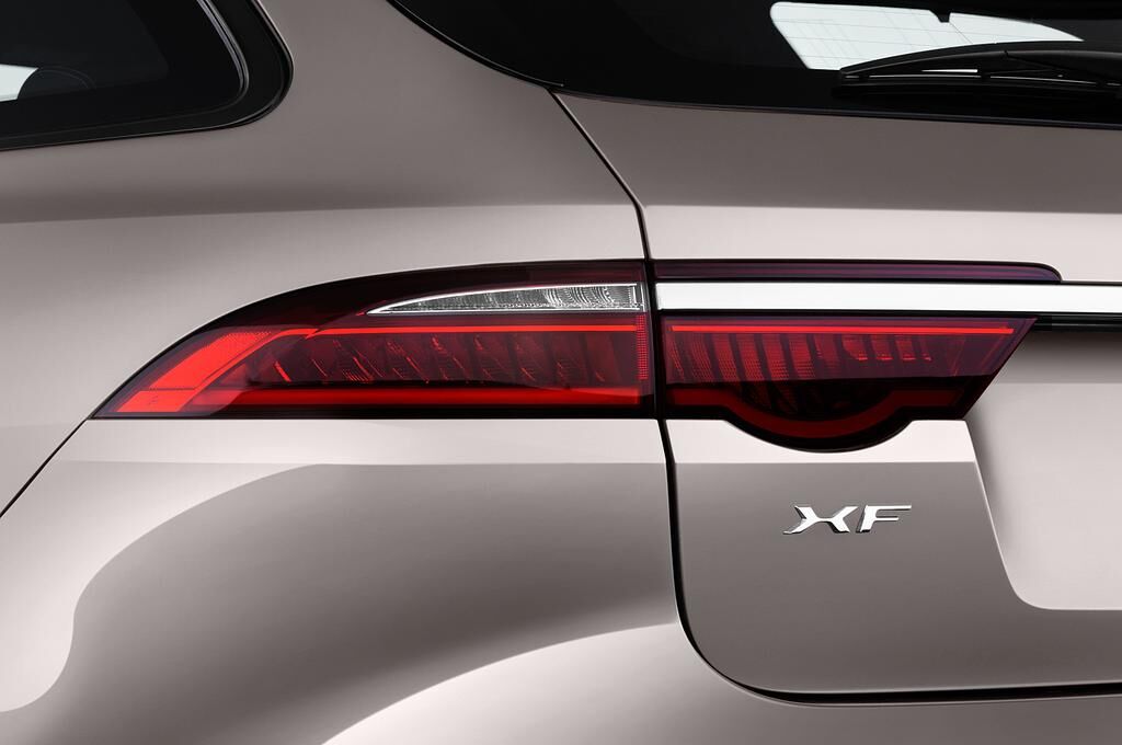 Jaguar XF Sportbrake (Baujahr 2018) R-Sport 5 Türen Rücklicht