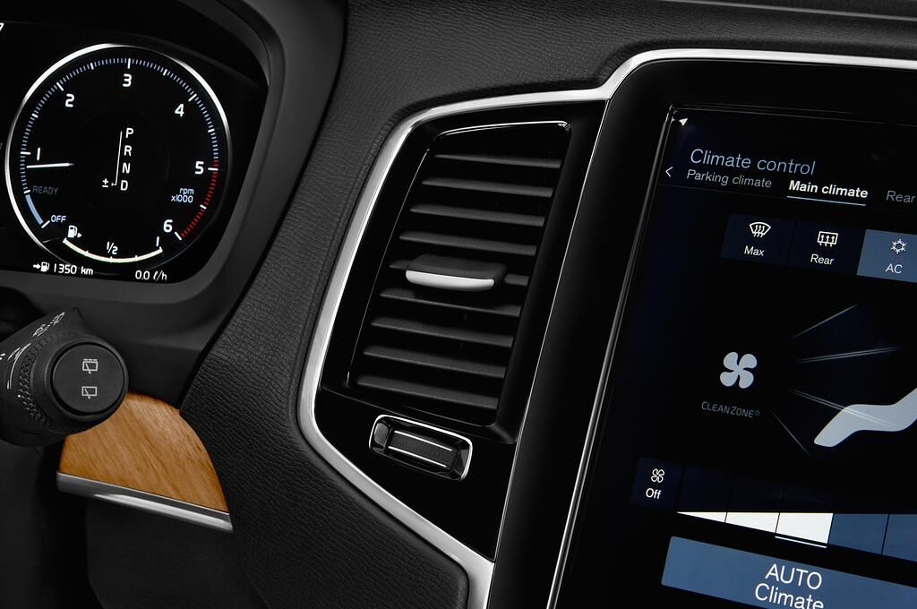 Volvo XC90 (Baujahr 2018) Inscription 5 Türen Lüftung