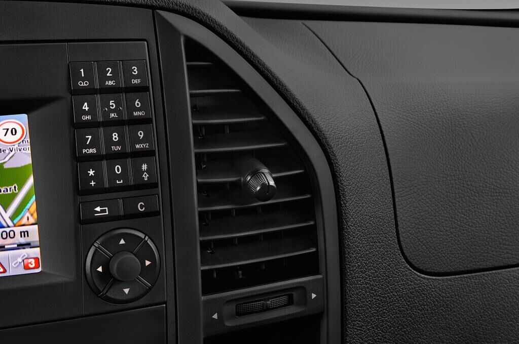 Mercedes Vito Mixto (Baujahr 2018) - 4 Türen Lüftung