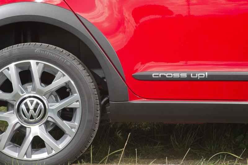 Volkswagen cross up!