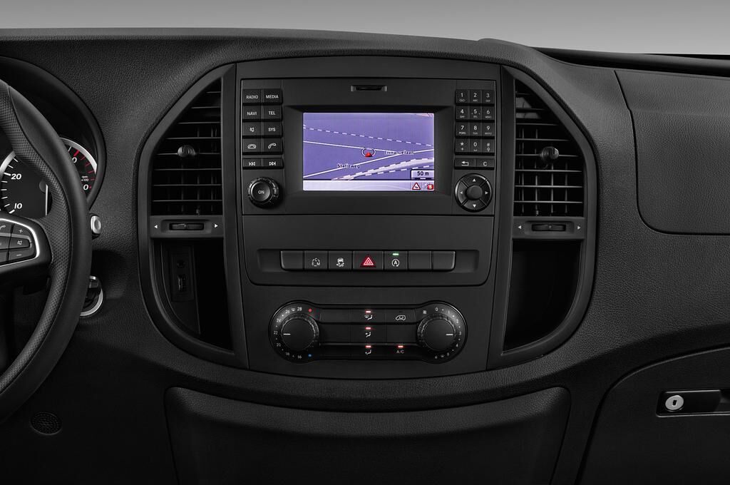 Mercedes Vito Mixto (Baujahr 2018) - 4 Türen Mittelkonsole