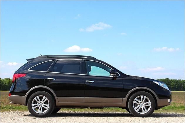 Die Länge von 4,84 Meter zeigt: Hier kommt kein Kompakt-SUV, sondern ein großes à la BMW X5 oder VW Touareg