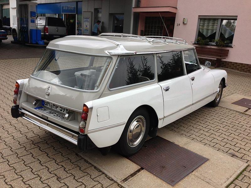 Der Citroën DS 20 Break schaut auch nach Jahren immer noch gut aus