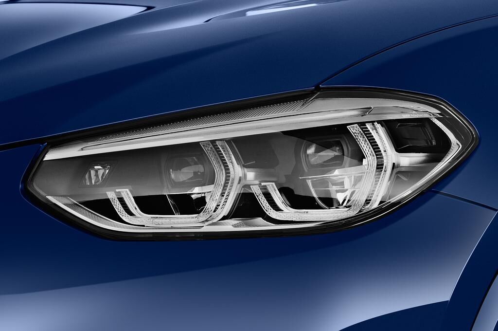 BMW X3 (Baujahr 2018) - 5 Türen Scheinwerfer